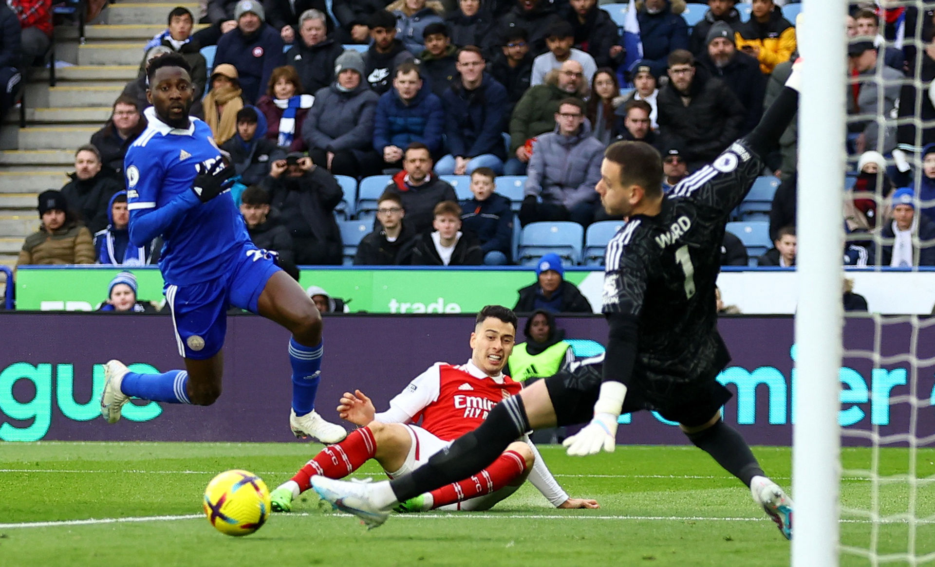 球已经展现 球已经展现