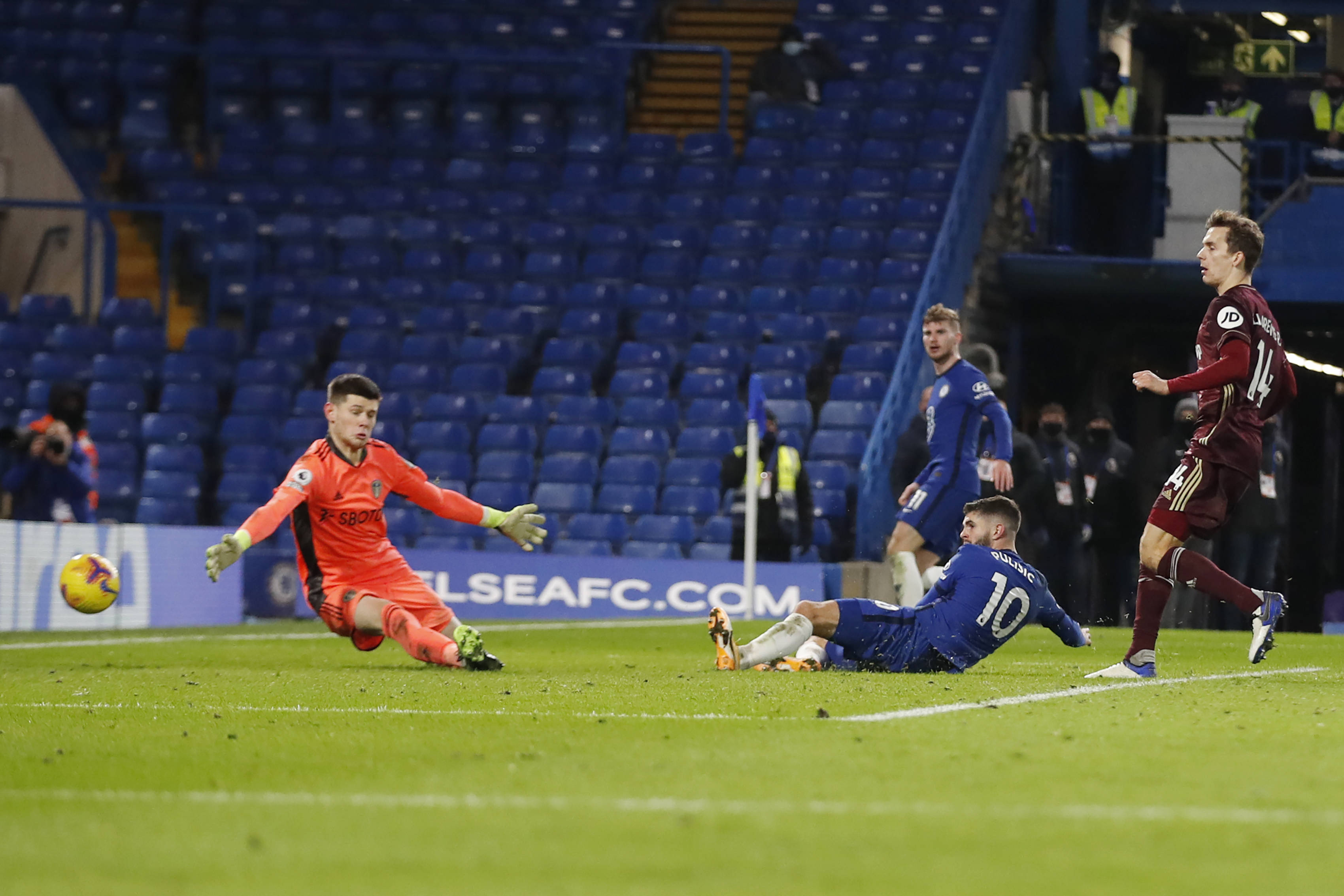 英媒爆料称 英媒爆料称